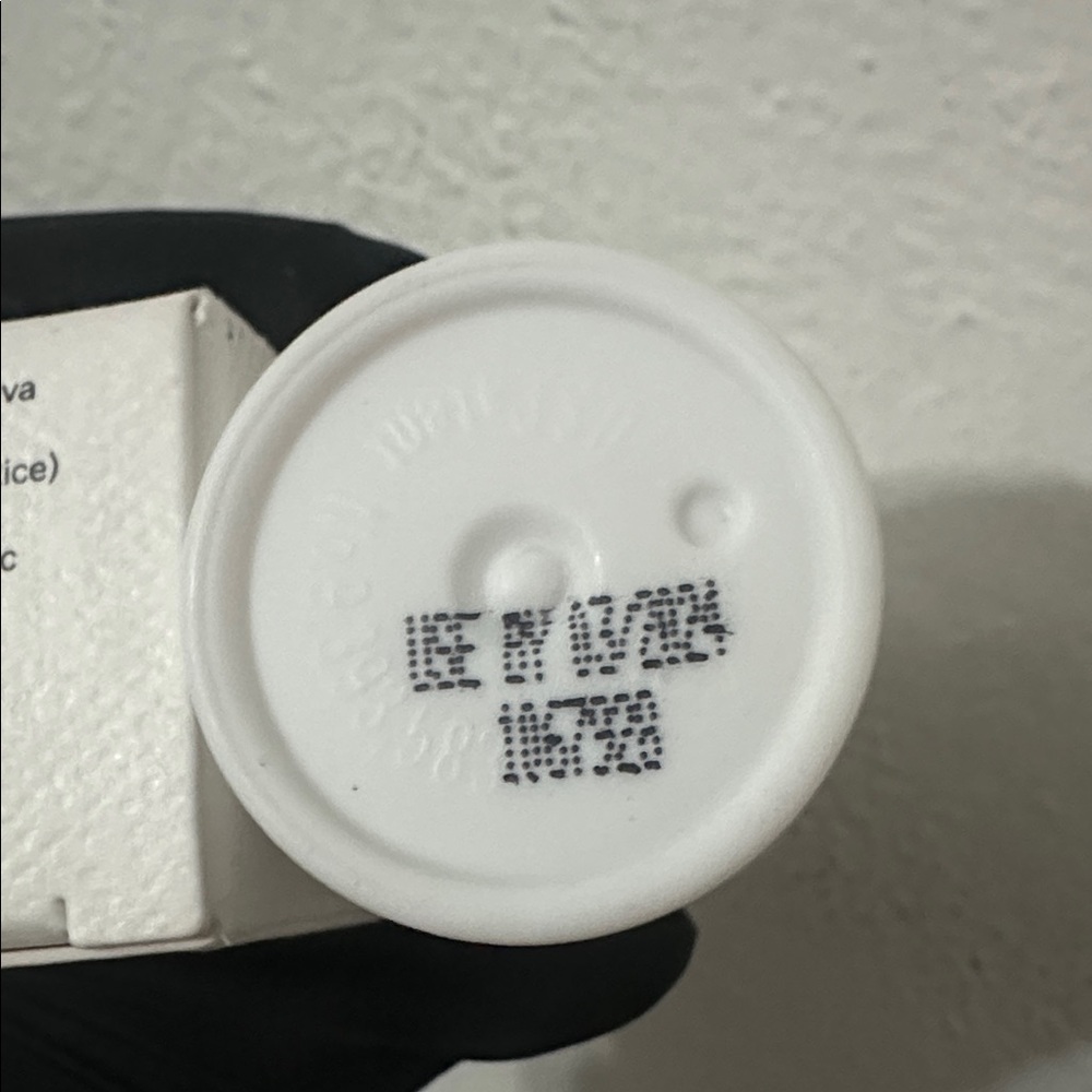 Act + Acre Volumizing Dry Shampoo - Picture 7 of 7